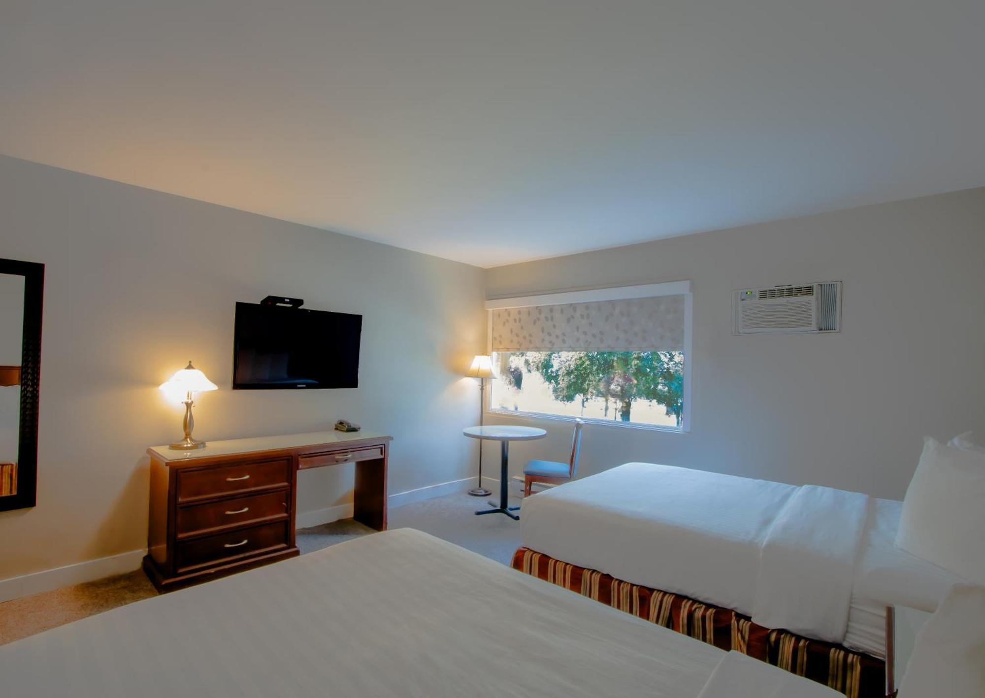 Scott'S Inn & Suites Kamloops Extérieur photo